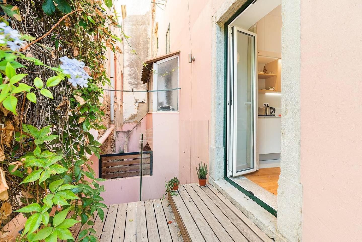 Cosy 2 Bed Flat With Terrace Near Av Liberdade Lejlighed *