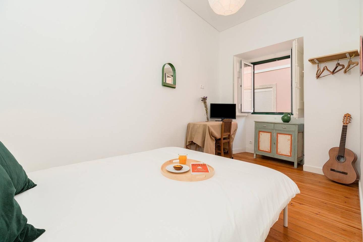 Lejlighed Cosy 2 Bed Flat With Terrace Near Av Liberdade Lisboa